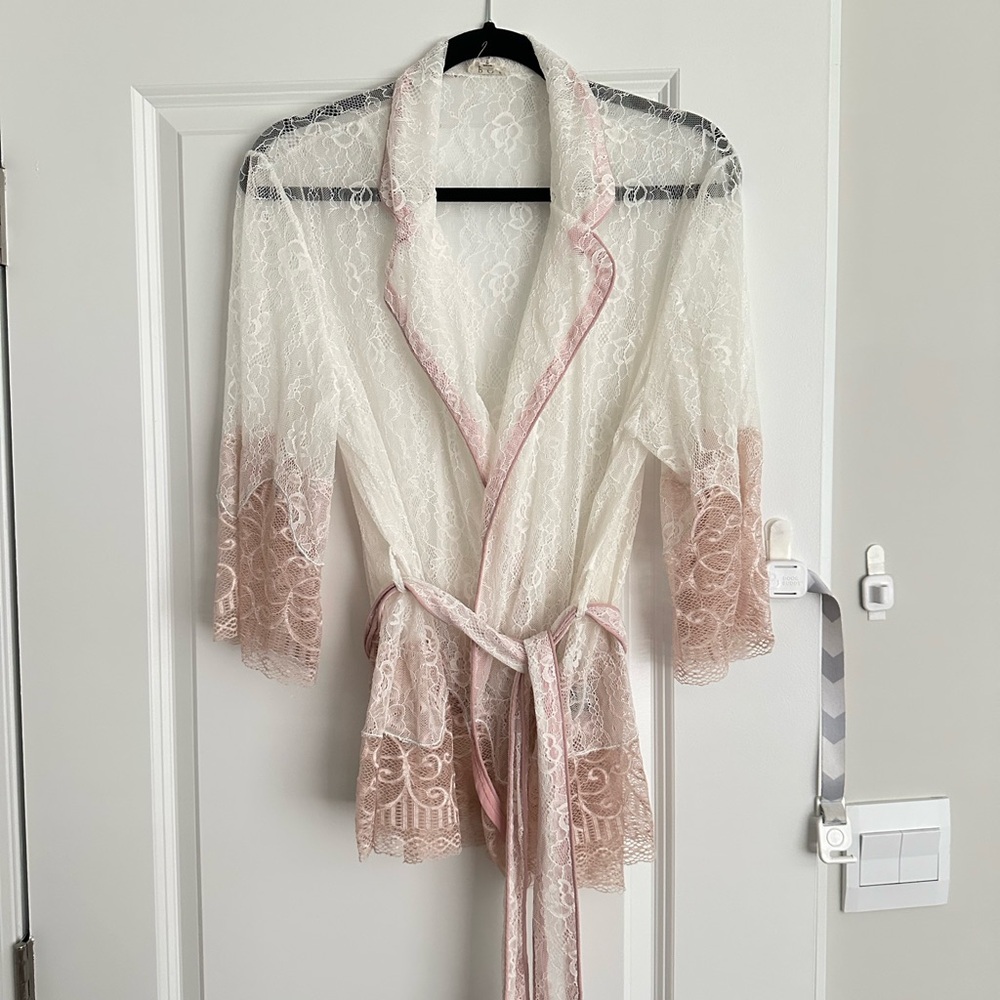 POL Lace Trim Robe - Cream and Pink